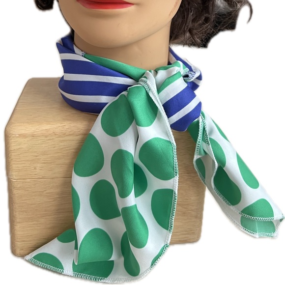 Knot Wrap by Lush | Geometric Polka Dots & Stripes Pattern Green/Navy Blue/White - Picture 12 of 12
